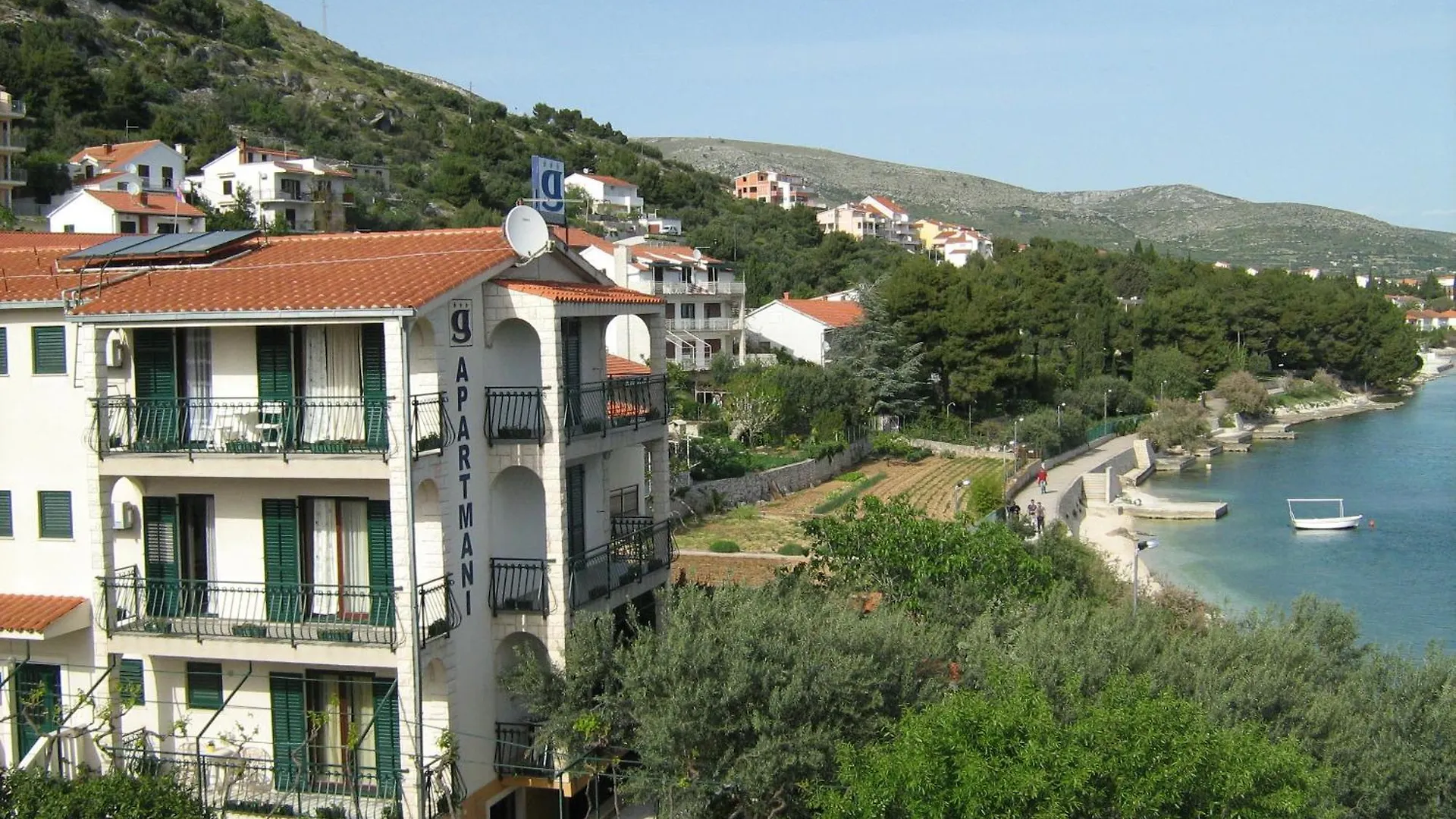 Apartments G Trogir