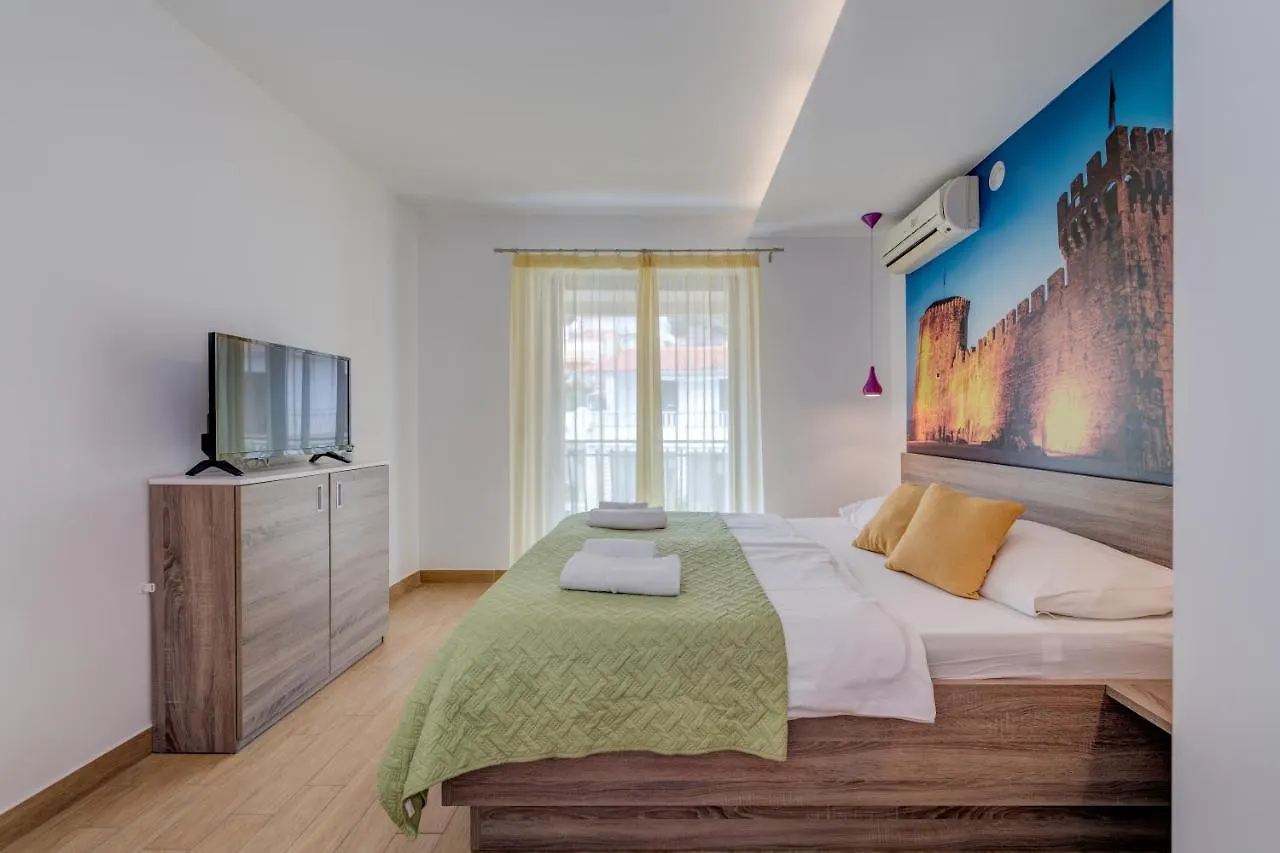 Apartments G Trogir